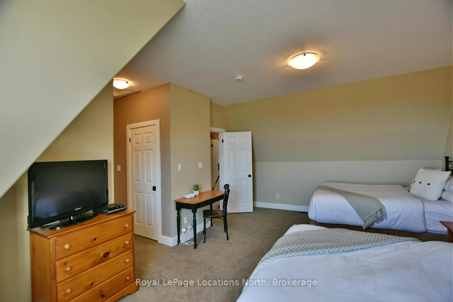 Photo 37 of Unit 223, 170 Snowbridge Way, Blue Mountains — HOMEH