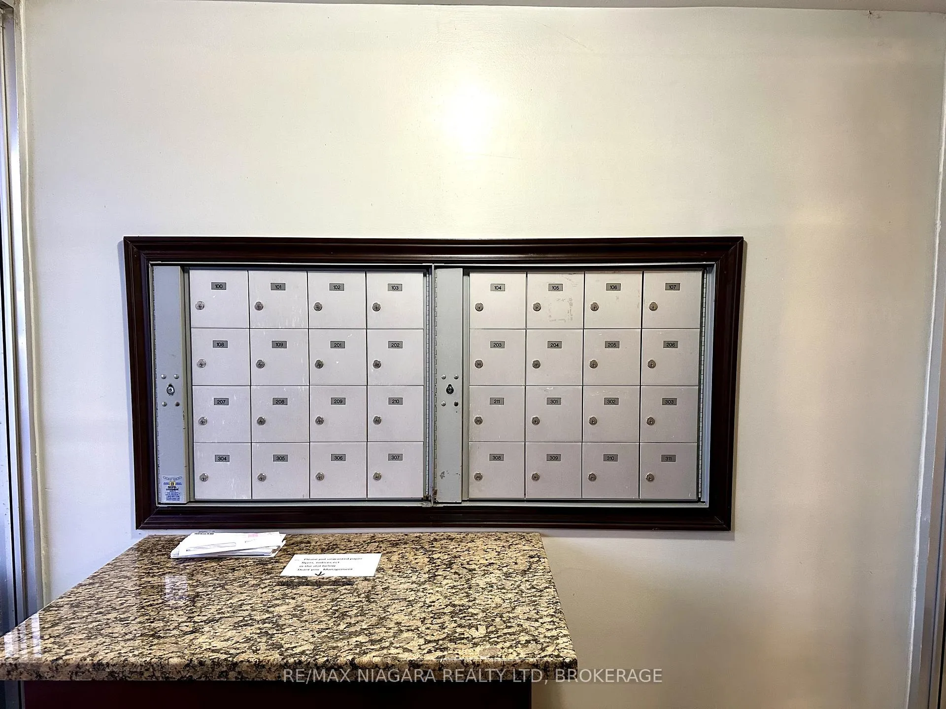 Photo 4 of Unit 105, 7 Riverview Boulevard, St. Catharines, Glendale/Glenridge — HOMEH