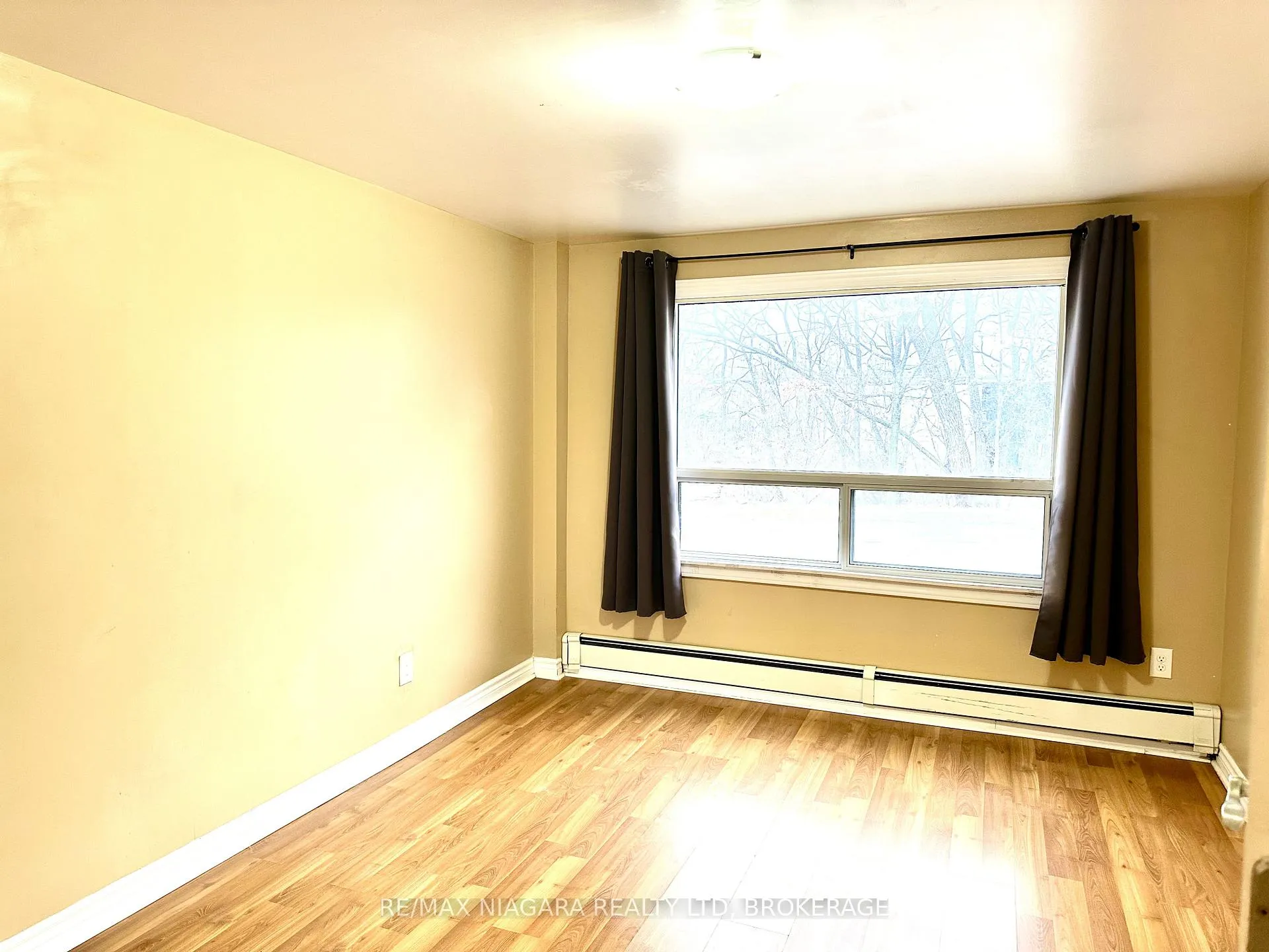 Photo 13 of Unit 105, 7 Riverview Boulevard, St. Catharines, Glendale/Glenridge — HOMEH