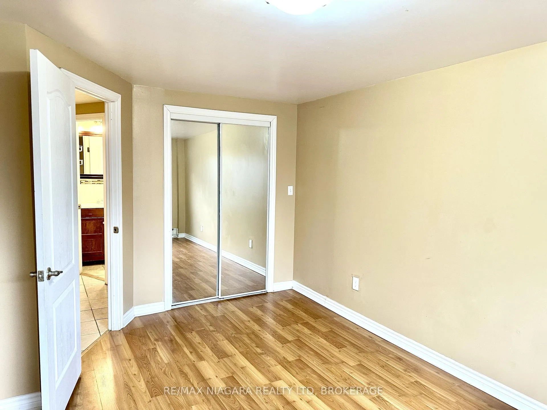 Photo 14 of Unit 105, 7 Riverview Boulevard, St. Catharines, Glendale/Glenridge — HOMEH