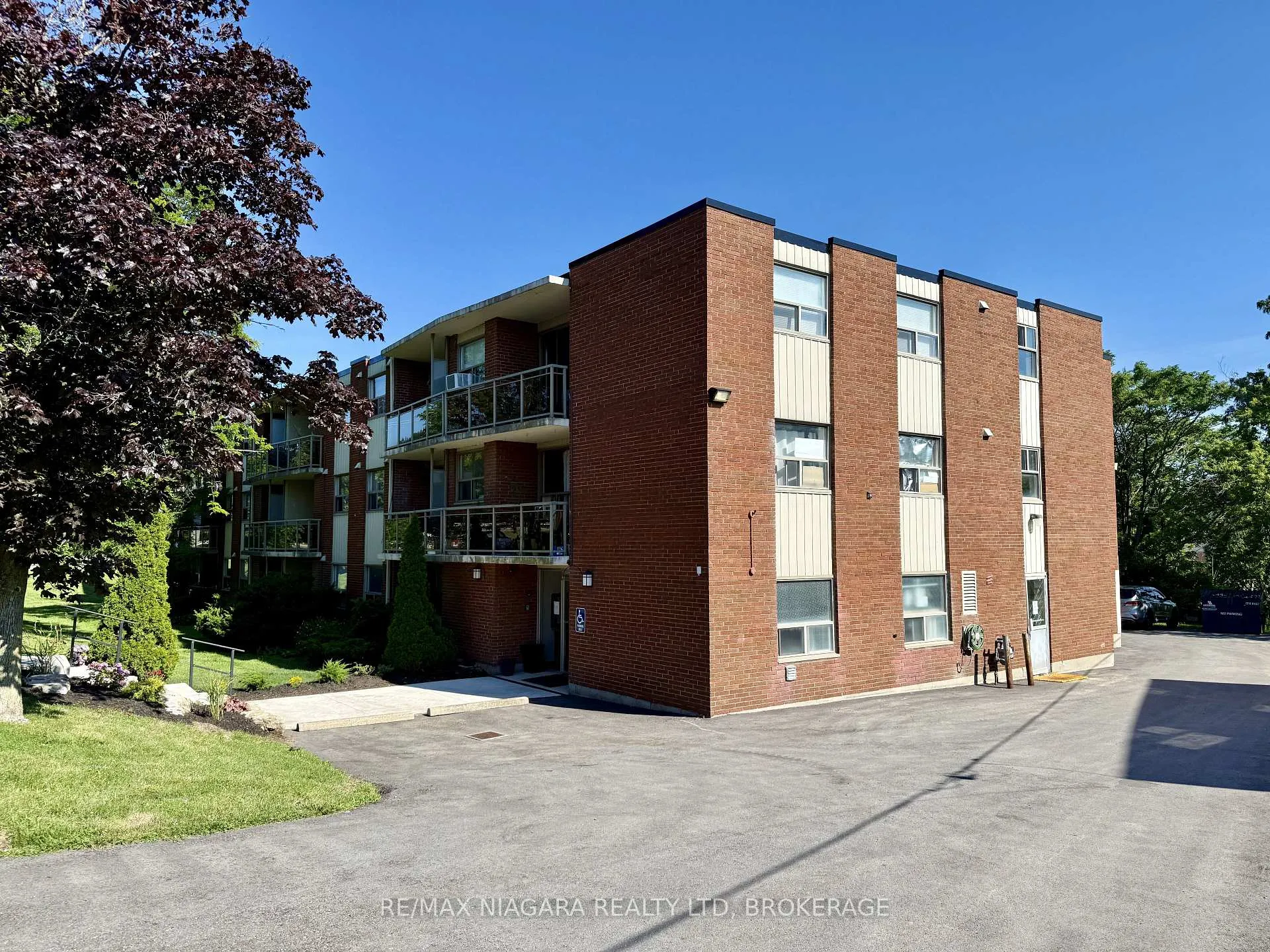 Photo 28 of Unit 105, 7 Riverview Boulevard, St. Catharines, Glendale/Glenridge — HOMEH