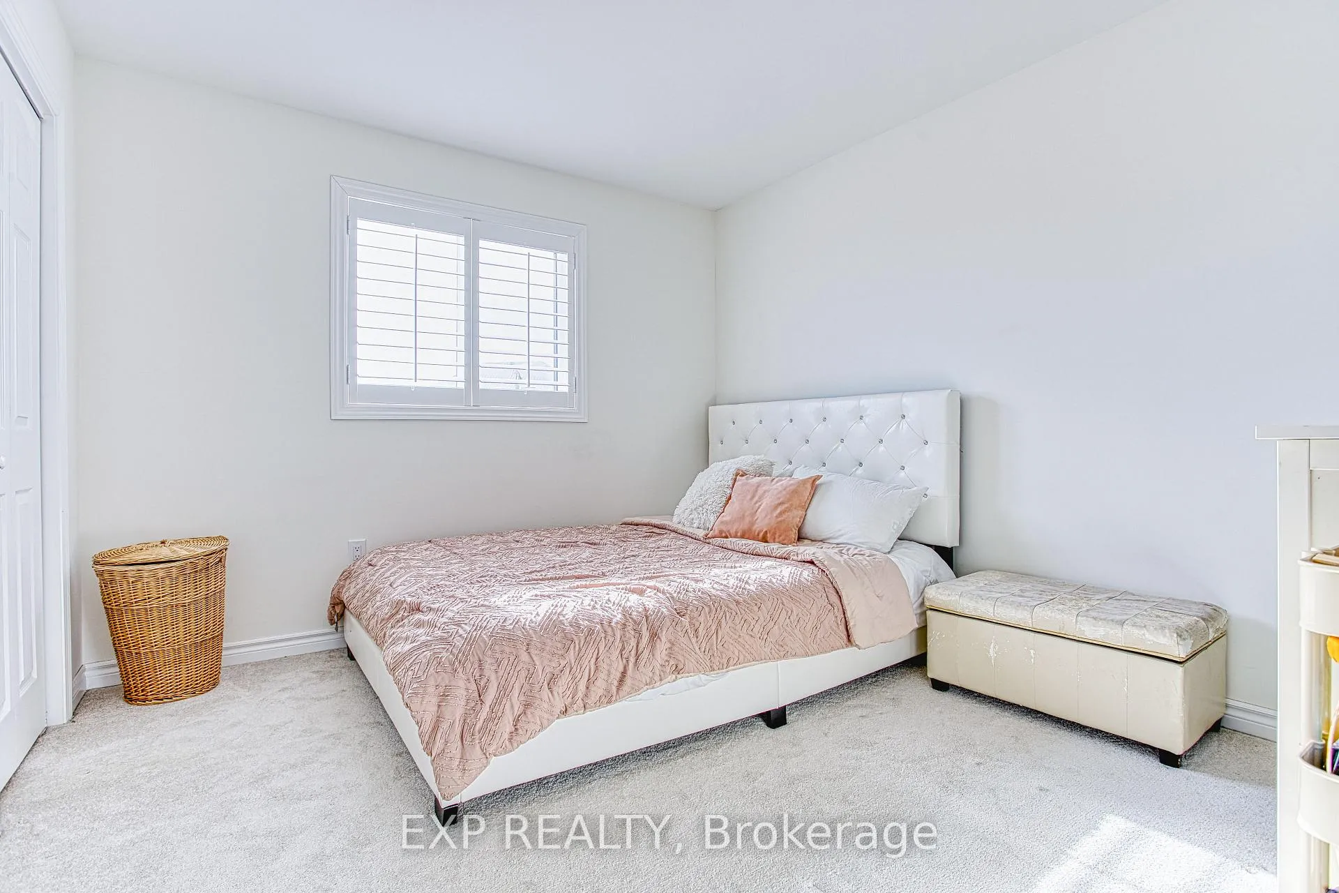 Photo 21 of 32 Hudson Drive, Haldimand — HOMEH
