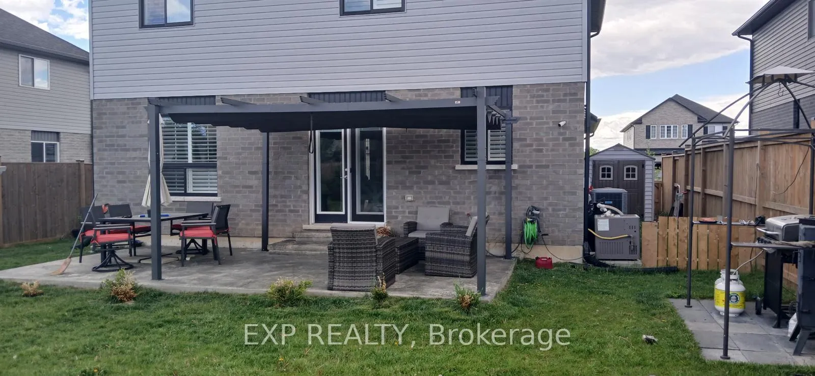 Photo 29 of 32 Hudson Drive, Haldimand — HOMEH