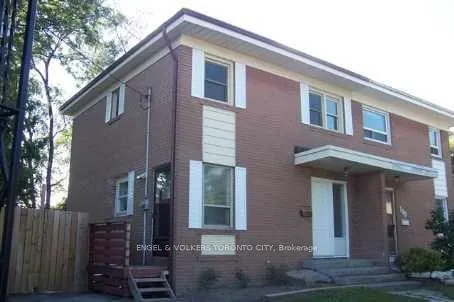 Front of Unit B, 102 Crone Court