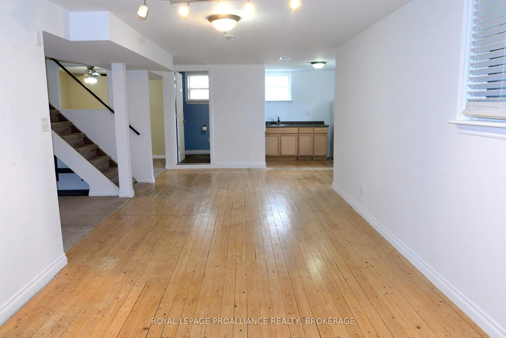 Photo 16 of 775 Alfred Crescent, Kingston, East of Sir John A. Blvd — HOMEH