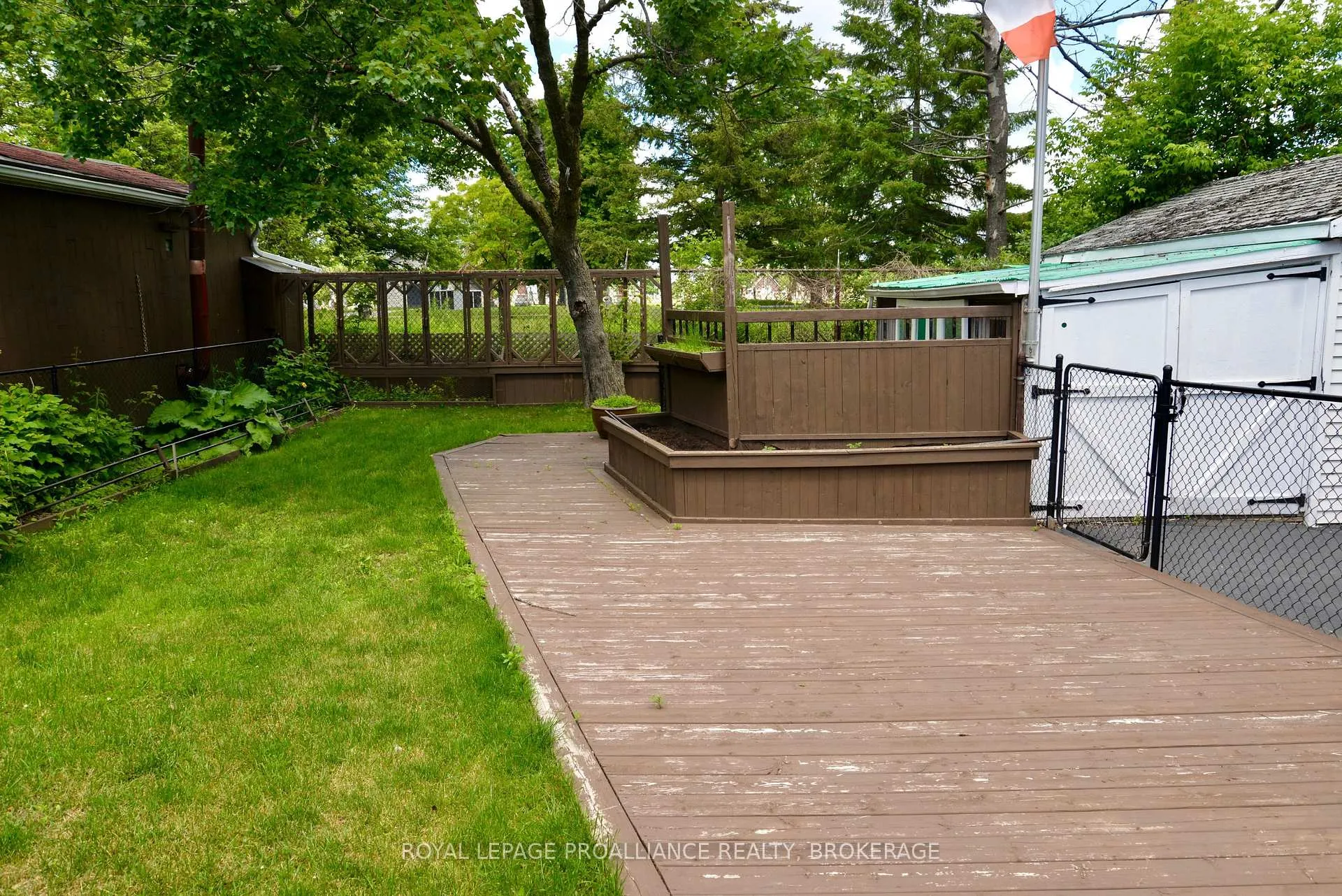Photo 25 of 775 Alfred Crescent, Kingston, East of Sir John A. Blvd — HOMEH