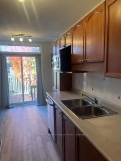 Photo 6 of 308 Freedom Private, Ottawa, Riverview Park — HOMEH