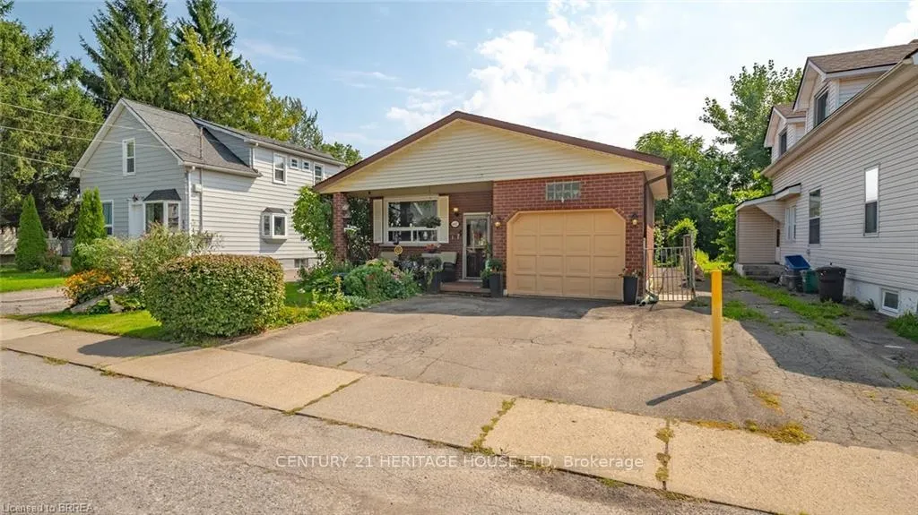 Photo 1 of 6442 Taylor Street, Niagara Falls, Dorchester — HOMEH