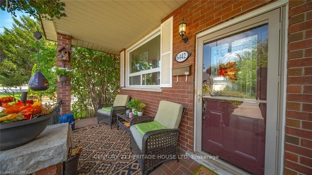 Photo 3 of 6442 Taylor Street, Niagara Falls, Dorchester — HOMEH