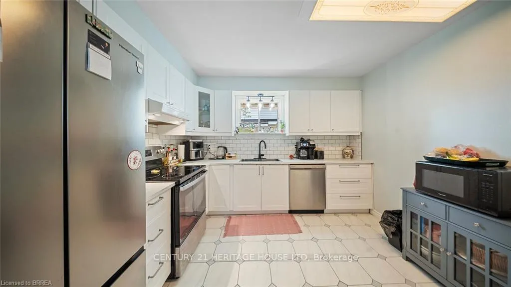 Photo 14 of 6442 Taylor Street, Niagara Falls, Dorchester — HOMEH