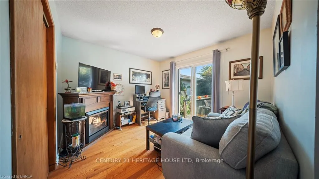 Photo 15 of 6442 Taylor Street, Niagara Falls, Dorchester — HOMEH