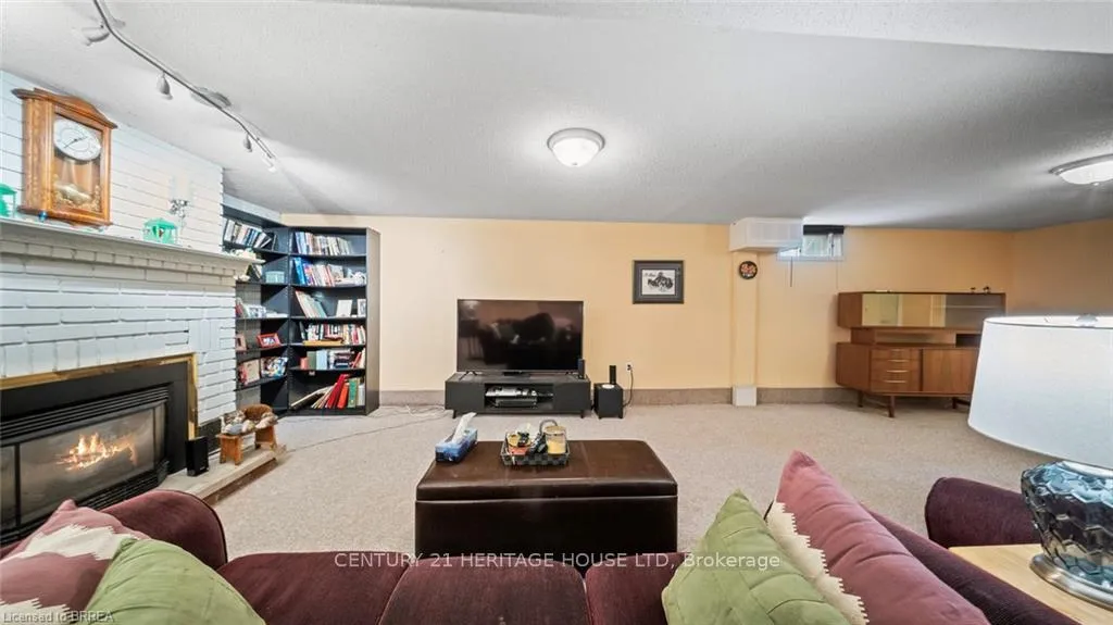 Photo 21 of 6442 Taylor Street, Niagara Falls, Dorchester — HOMEH
