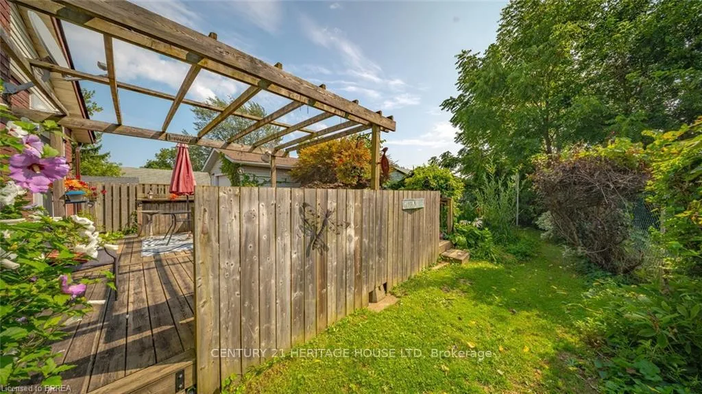 Photo 30 of 6442 Taylor Street, Niagara Falls, Dorchester — HOMEH
