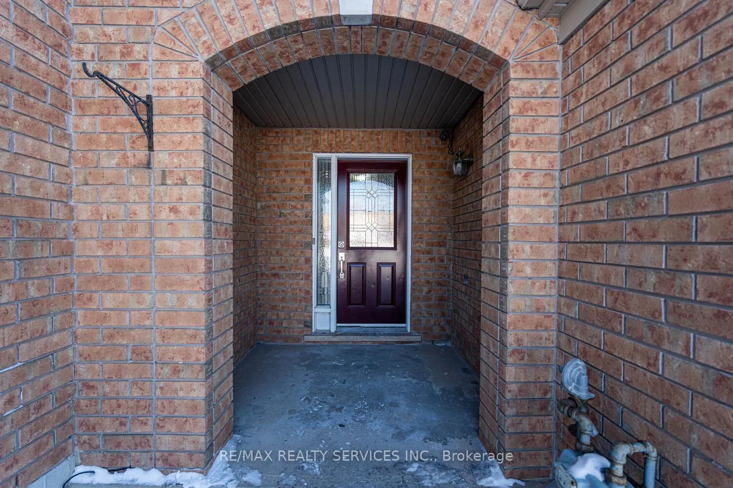 Photo 7 of 67 Decker Hollow Circle, Brampton, Credit Valley — HOMEH
