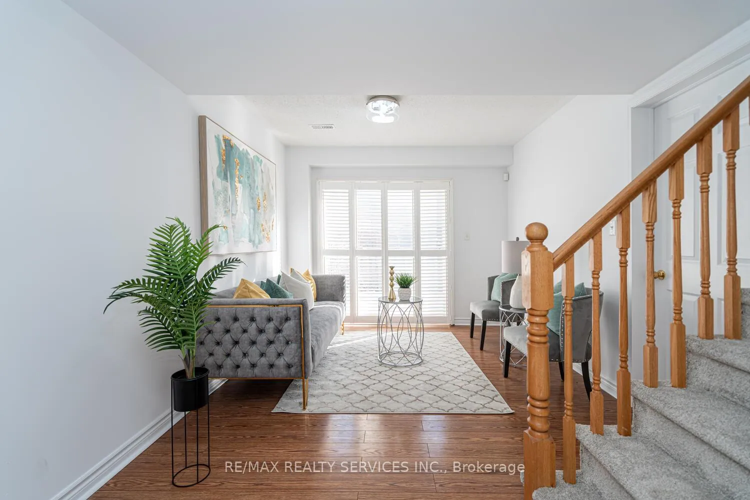Photo 11 of 67 Decker Hollow Circle, Brampton, Credit Valley — HOMEH