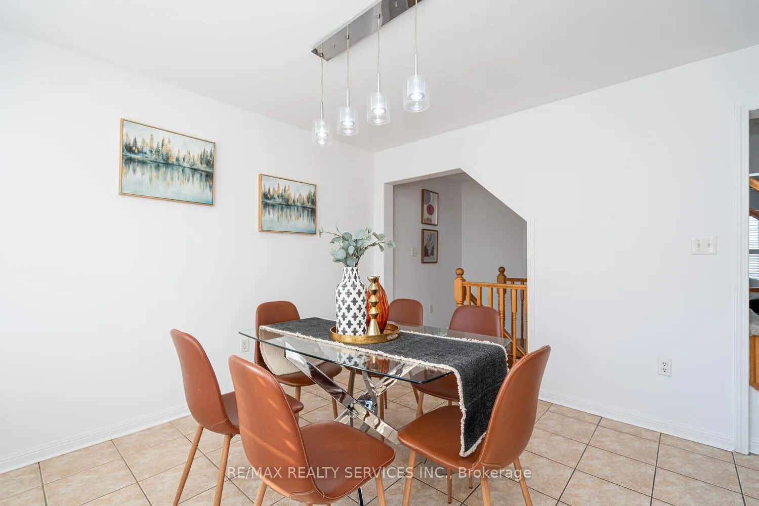 Photo 17 of 67 Decker Hollow Circle, Brampton, Credit Valley — HOMEH