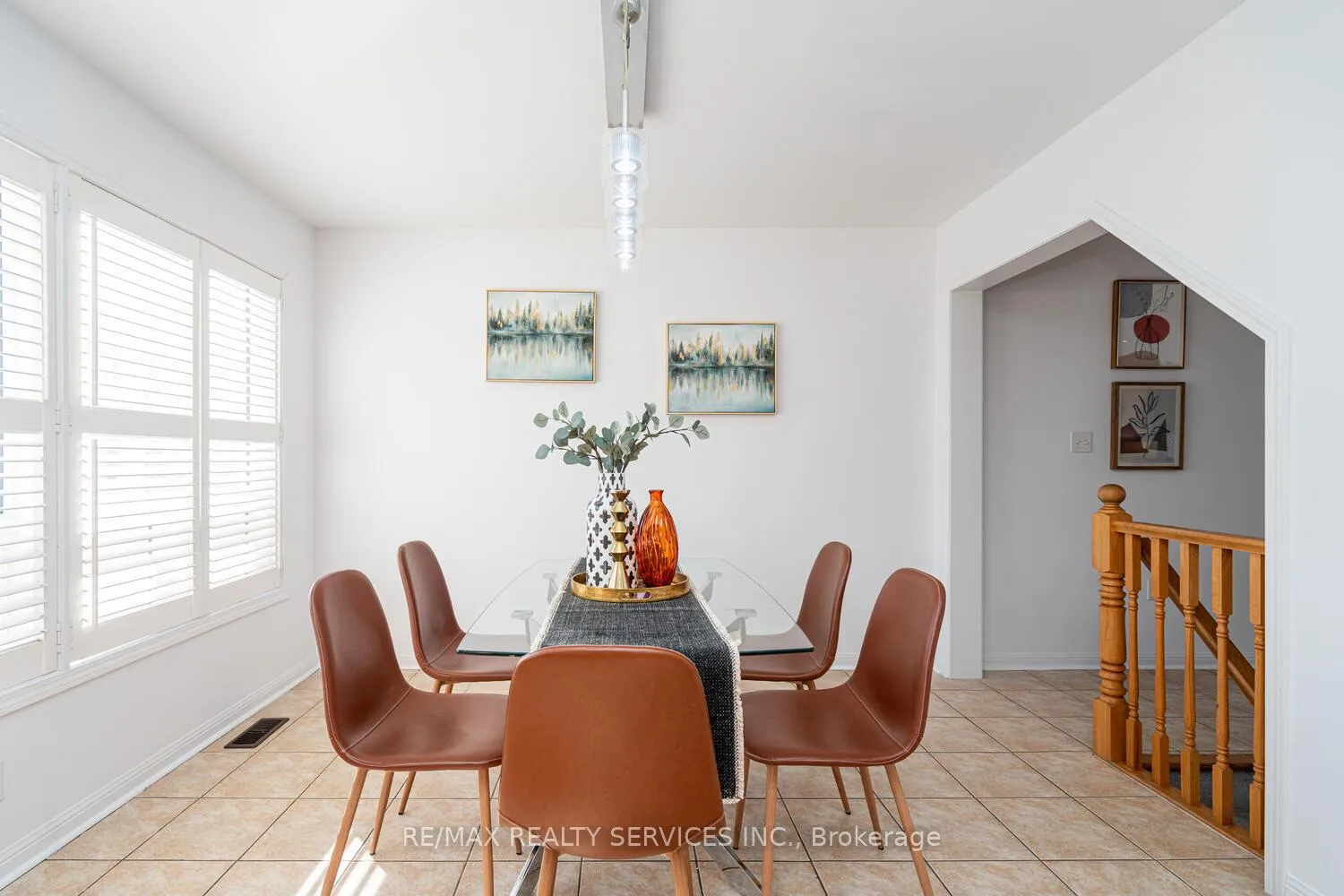 Photo 18 of 67 Decker Hollow Circle, Brampton, Credit Valley — HOMEH