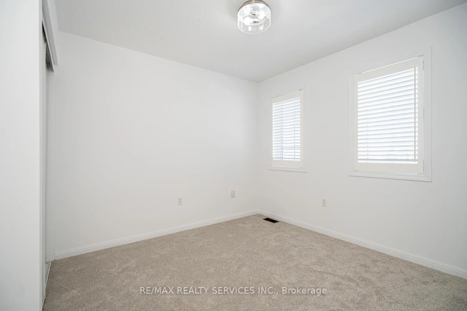 Photo 32 of 67 Decker Hollow Circle, Brampton, Credit Valley — HOMEH