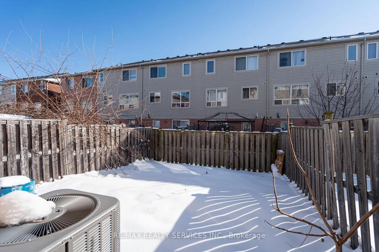 Photo 36 of 67 Decker Hollow Circle, Brampton, Credit Valley — HOMEH