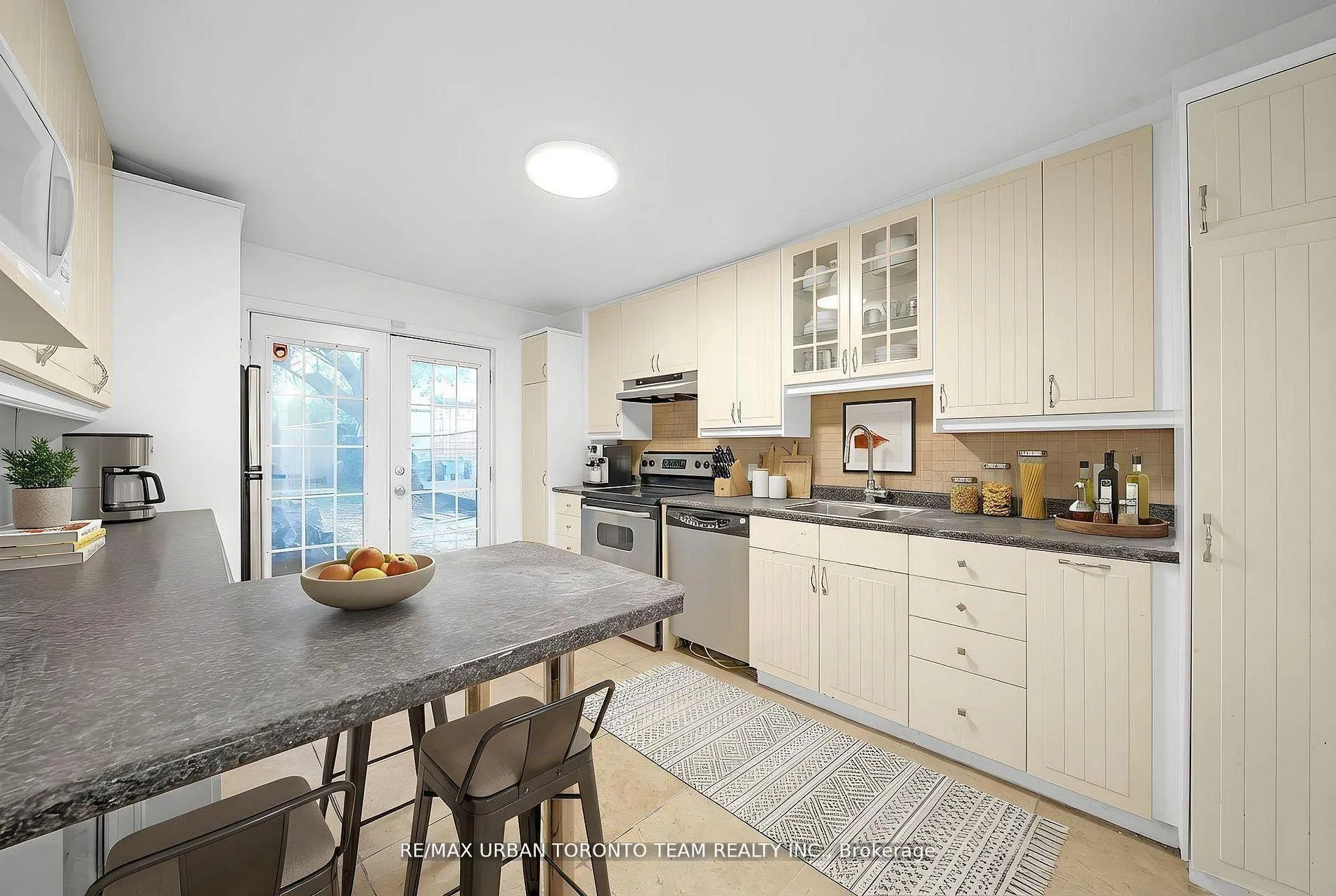 Photo 3 of Unit Main, 880 Dundas Street E, Toronto, South Riverdale — HOMEH