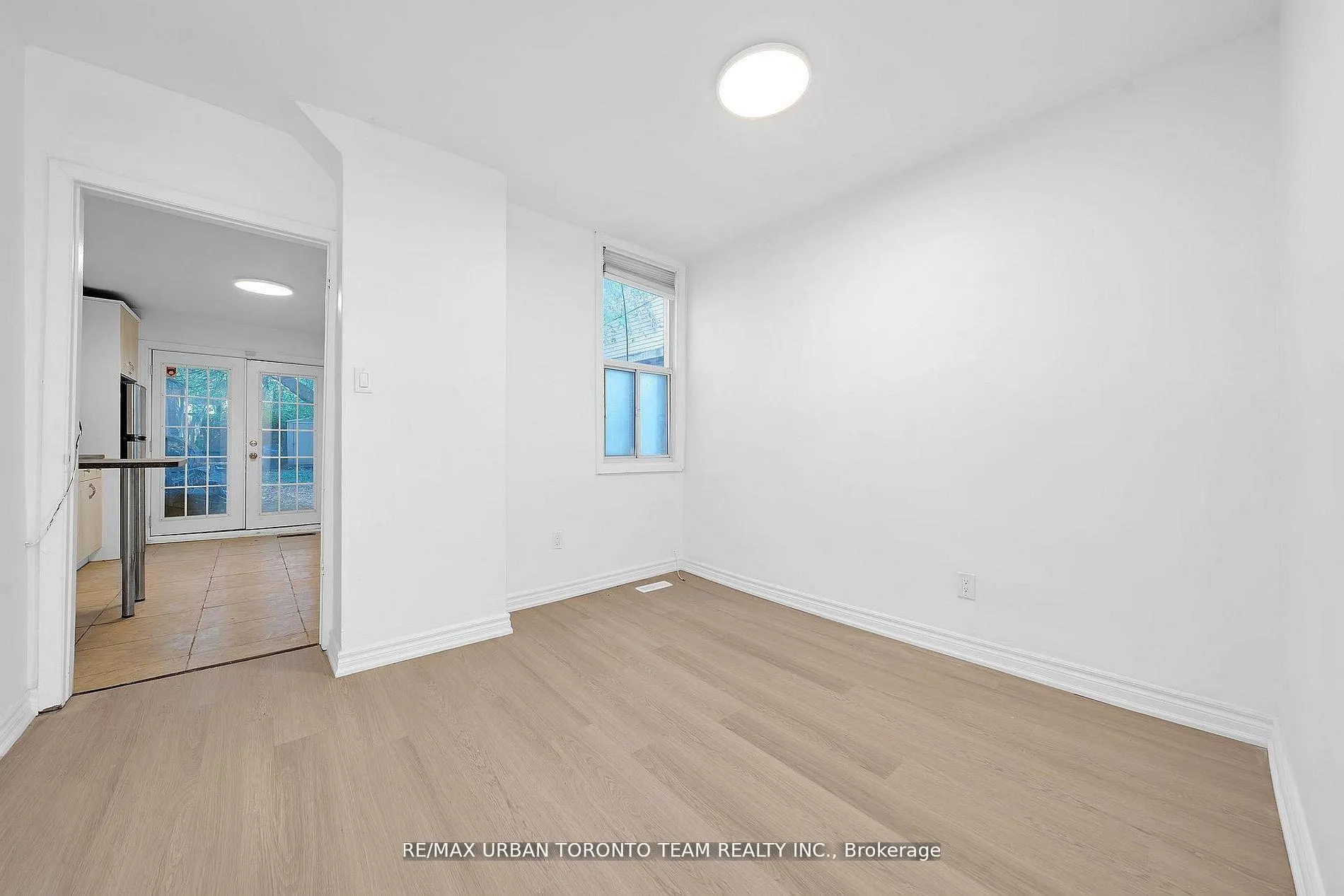 Photo 8 of Unit Main, 880 Dundas Street E, Toronto, South Riverdale — HOMEH