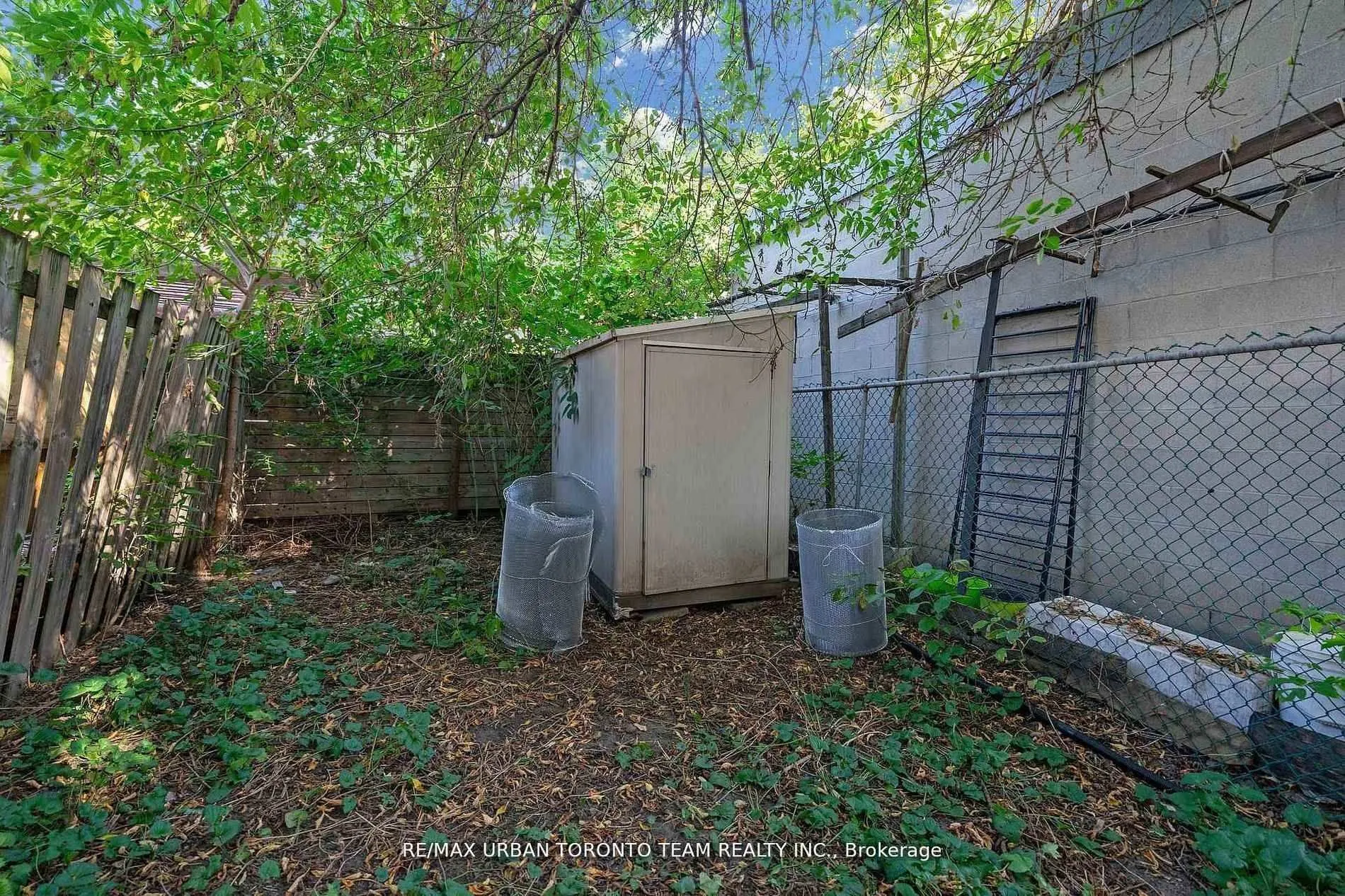 Photo 15 of Unit Main, 880 Dundas Street E, Toronto, South Riverdale — HOMEH