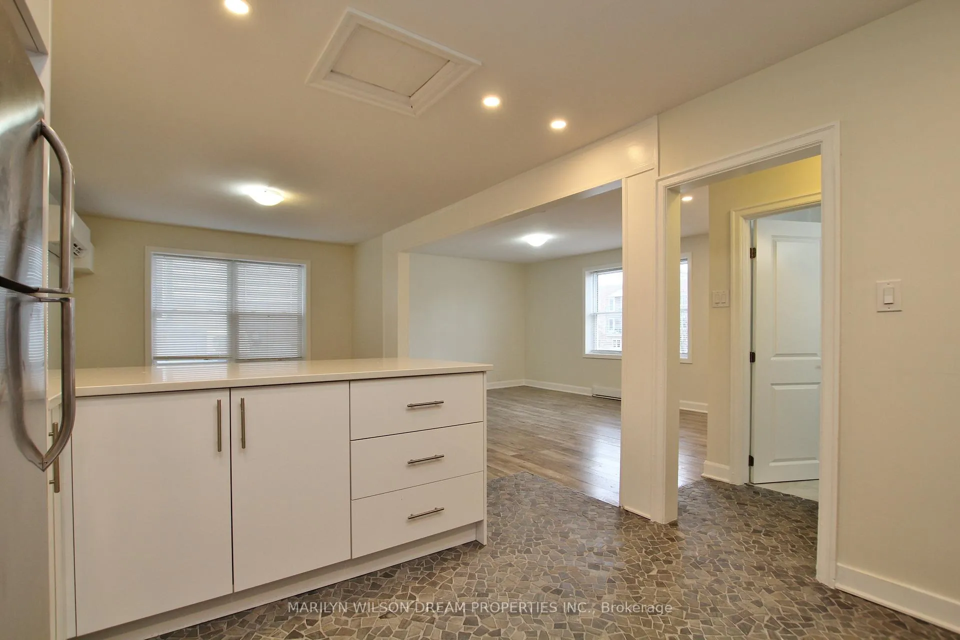Photo 7 of Unit 3, 35 Donald Street, Ottawa, Overbrook — HOMEH