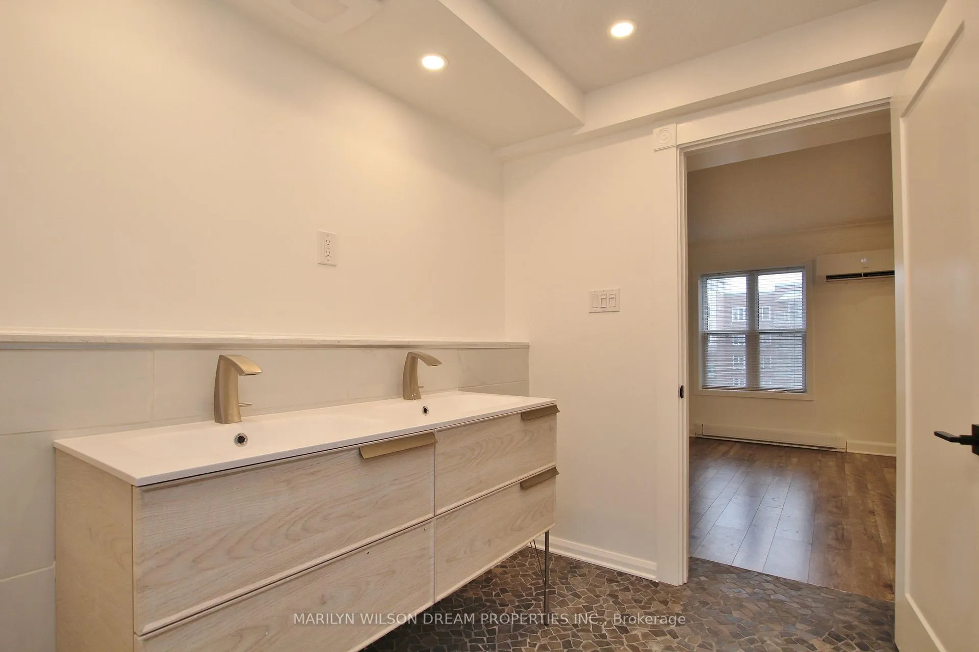 Photo 18 of Unit 3, 35 Donald Street, Ottawa, Overbrook — HOMEH