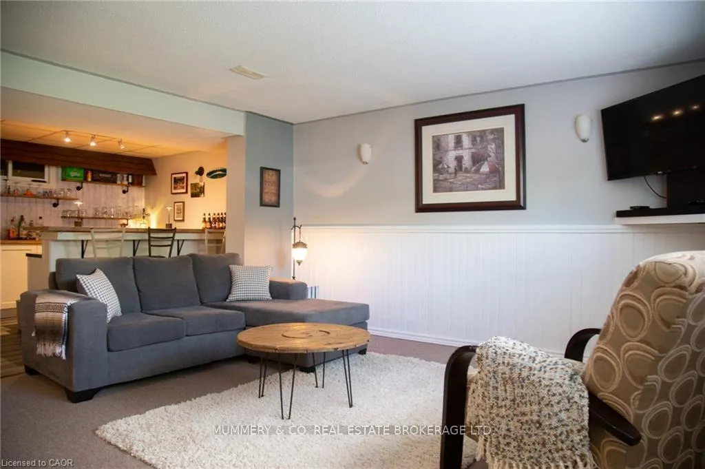 Photo 29 of 294 South Drive S, Norfolk, Simcoe — HOMEH