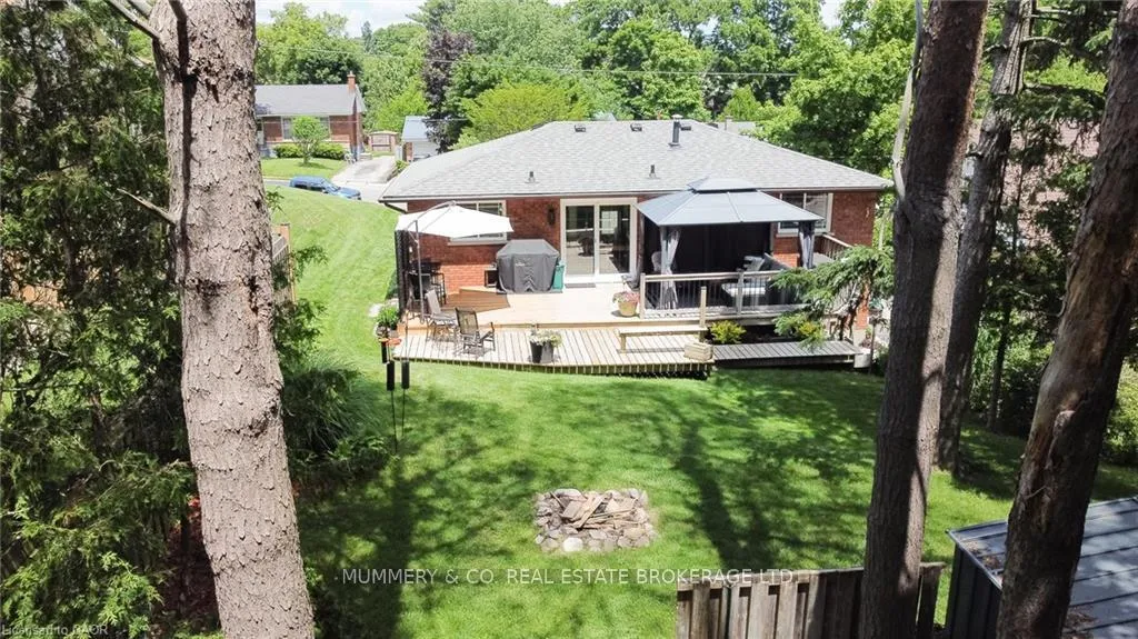 Photo 43 of 294 South Drive S, Norfolk, Simcoe — HOMEH