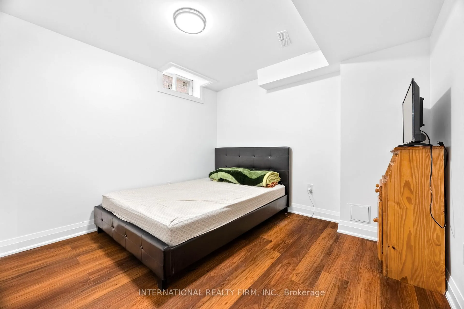 Photo 40 of 60 Major William Sharpe Drive, Brampton, Northwood Park — HOMEH