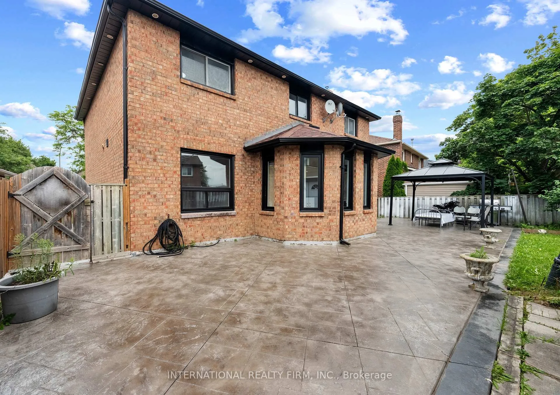 Photo 48 of 60 Major William Sharpe Drive, Brampton, Northwood Park — HOMEH