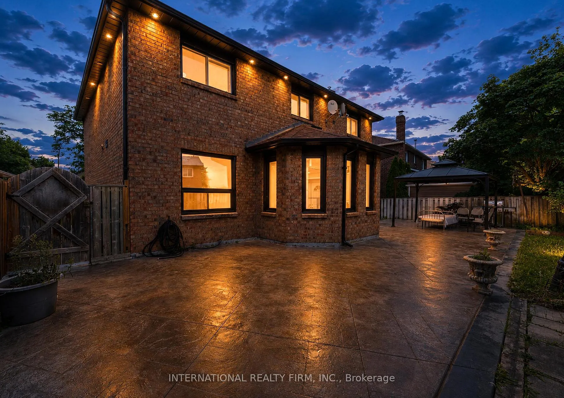Photo 49 of 60 Major William Sharpe Drive, Brampton, Northwood Park — HOMEH