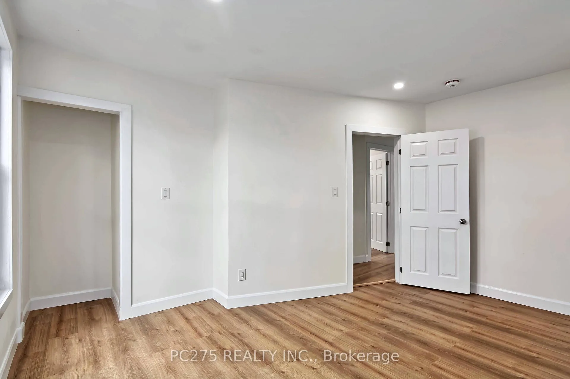 Photo 28 of 272 Vidal Street S, Sarnia — HOMEH
