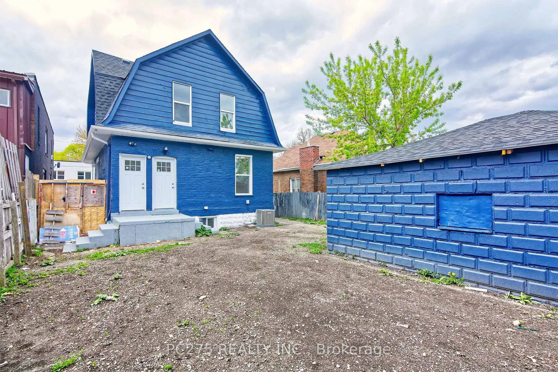 Photo 33 of 272 Vidal Street S, Sarnia — HOMEH