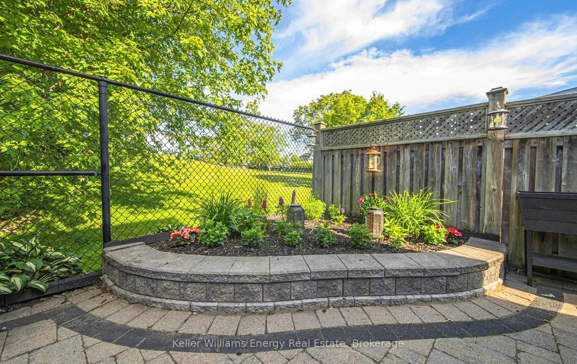 Photo 10 of 66 Stillwell Lane, Clarington, Newcastle — HOMEH