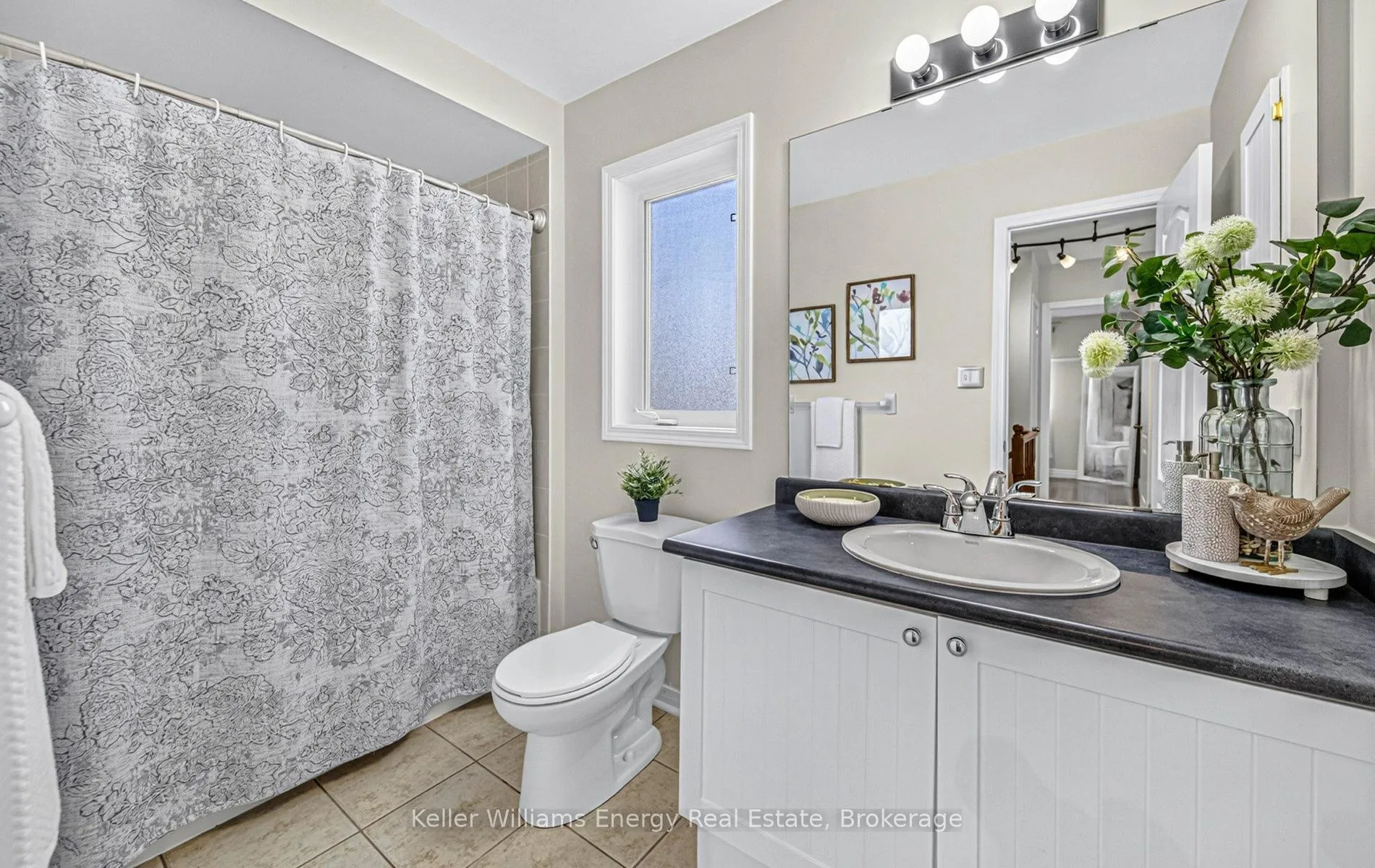 Photo 28 of 66 Stillwell Lane, Clarington, Newcastle — HOMEH