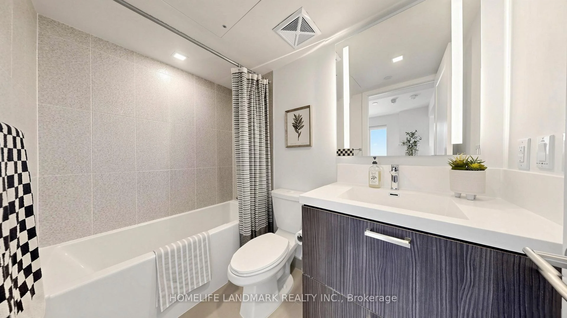 Photo 13 of Unit 504, 50 McCaul Street, Toronto, Kensington-Chinatown — HOMEH