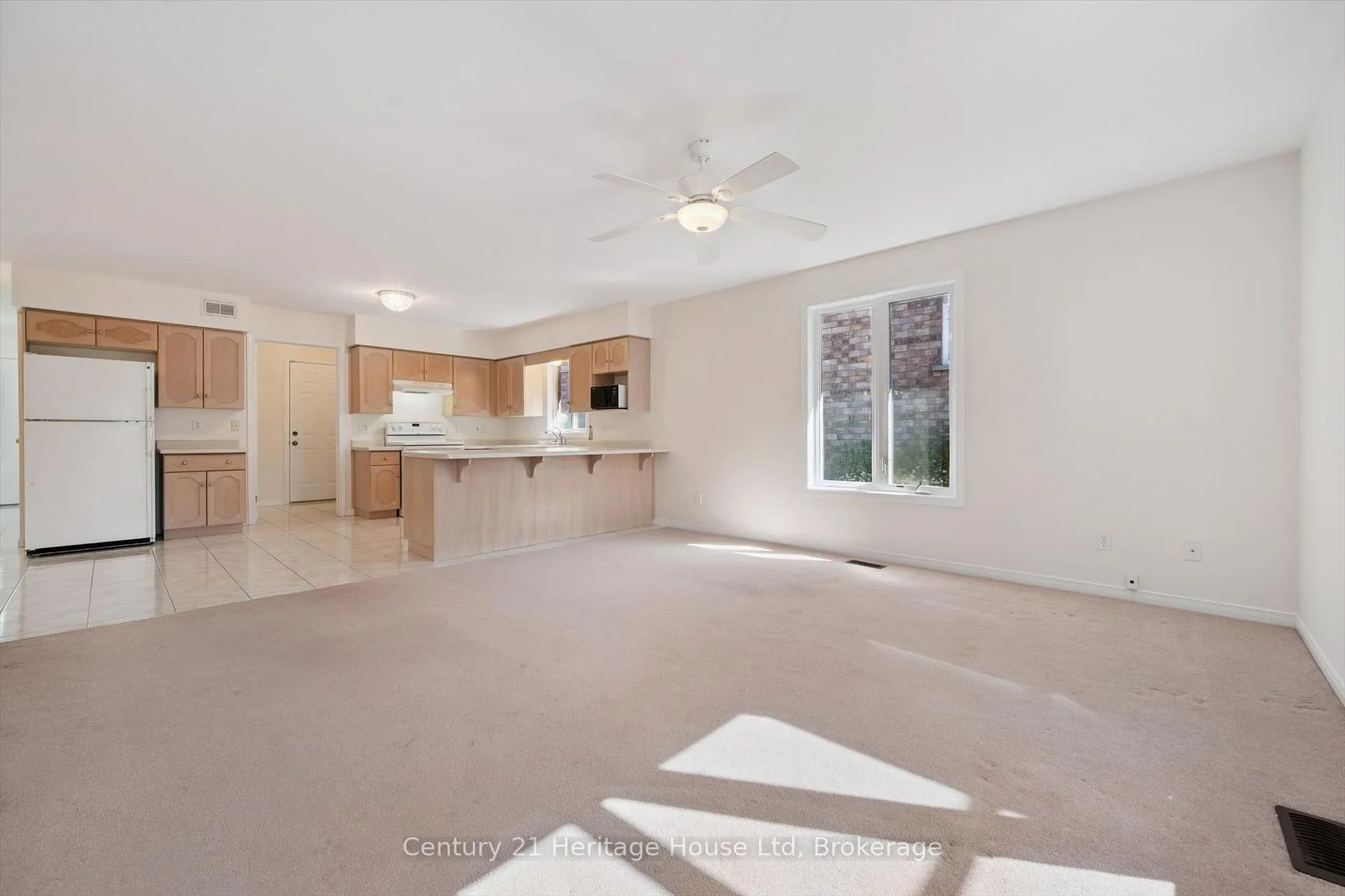 Photo 20 of 35 Shackleton Drive, Guelph, Grange Road — HOMEH