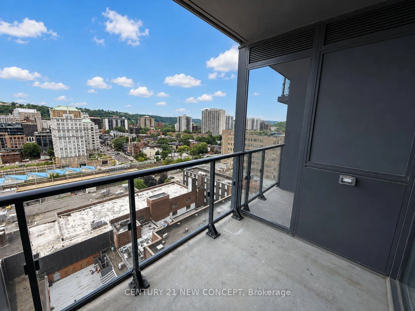 Photo 18 of Unit 1416, 75 James Street S, Hamilton, Corktown — HOMEH
