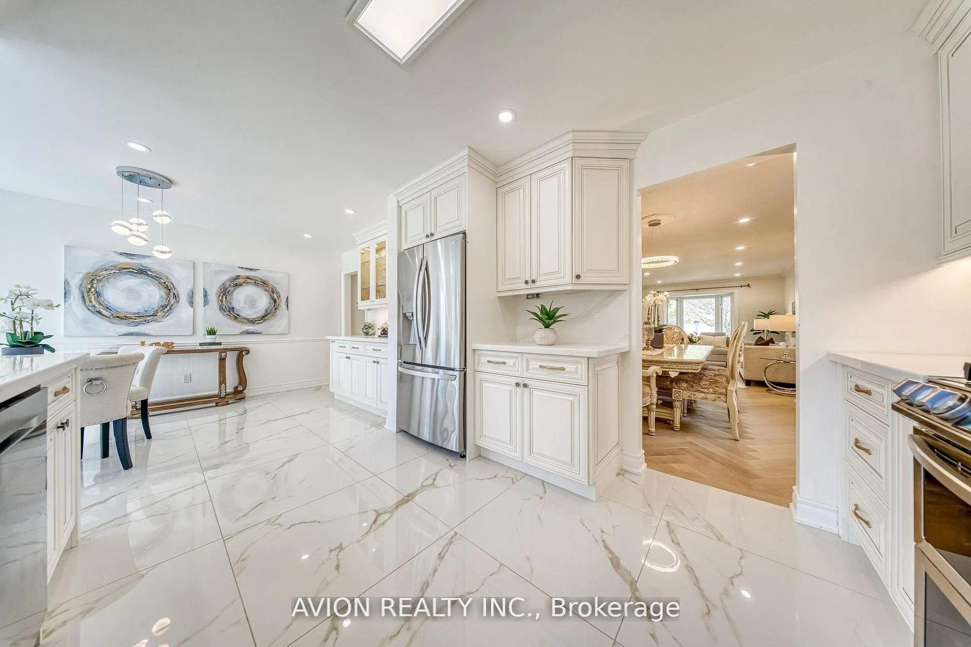 Photo 18 of 134 Butterfield Crescent, Vaughan, Maple — HOMEH