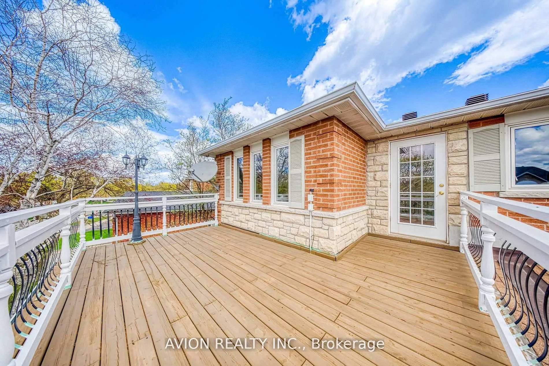 Photo 29 of 134 Butterfield Crescent, Vaughan, Maple — HOMEH