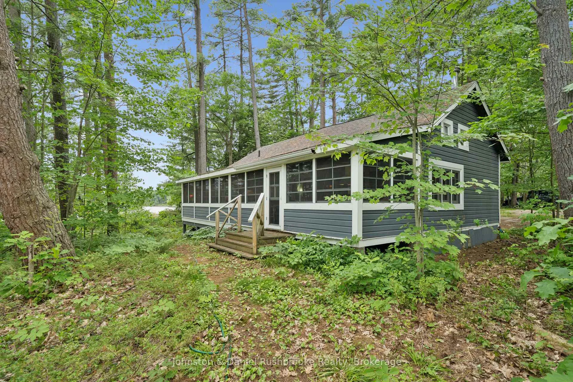 Photo 1 of Unit 3, 1037 Sniders Bay Road, Gravenhurst, Muskoka (S) — HOMEH