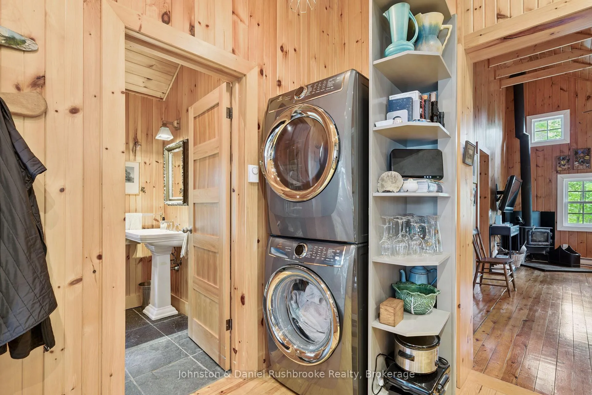 Photo 17 of Unit 3, 1037 Sniders Bay Road, Gravenhurst, Muskoka (S) — HOMEH