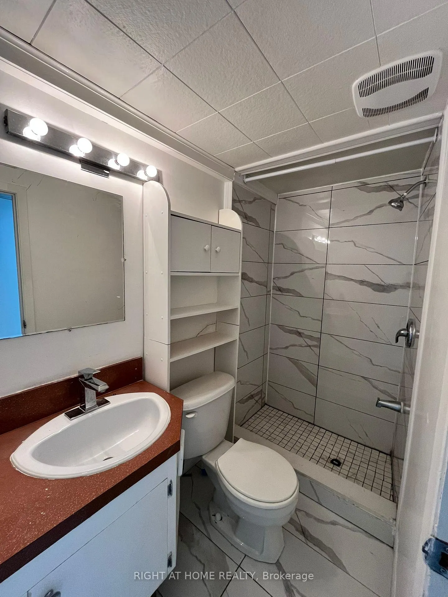 Photo 11 of Unit Basmt, 886 Grenoble Boulevard, Pickering, Bay Ridges — HOMEH
