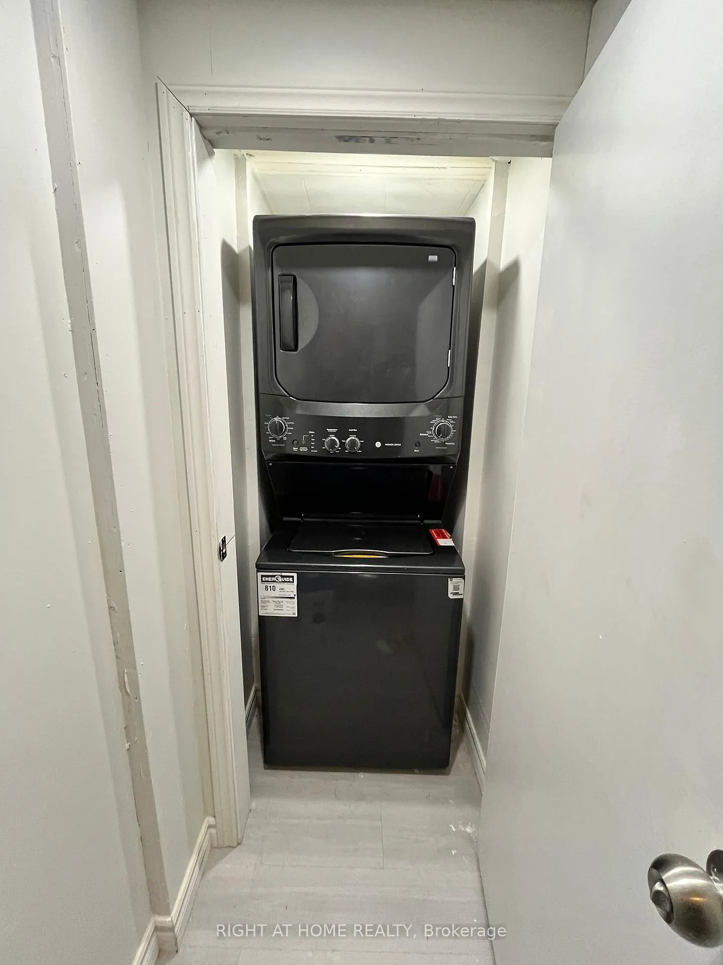 Photo 15 of Unit Basmt, 886 Grenoble Boulevard, Pickering, Bay Ridges — HOMEH