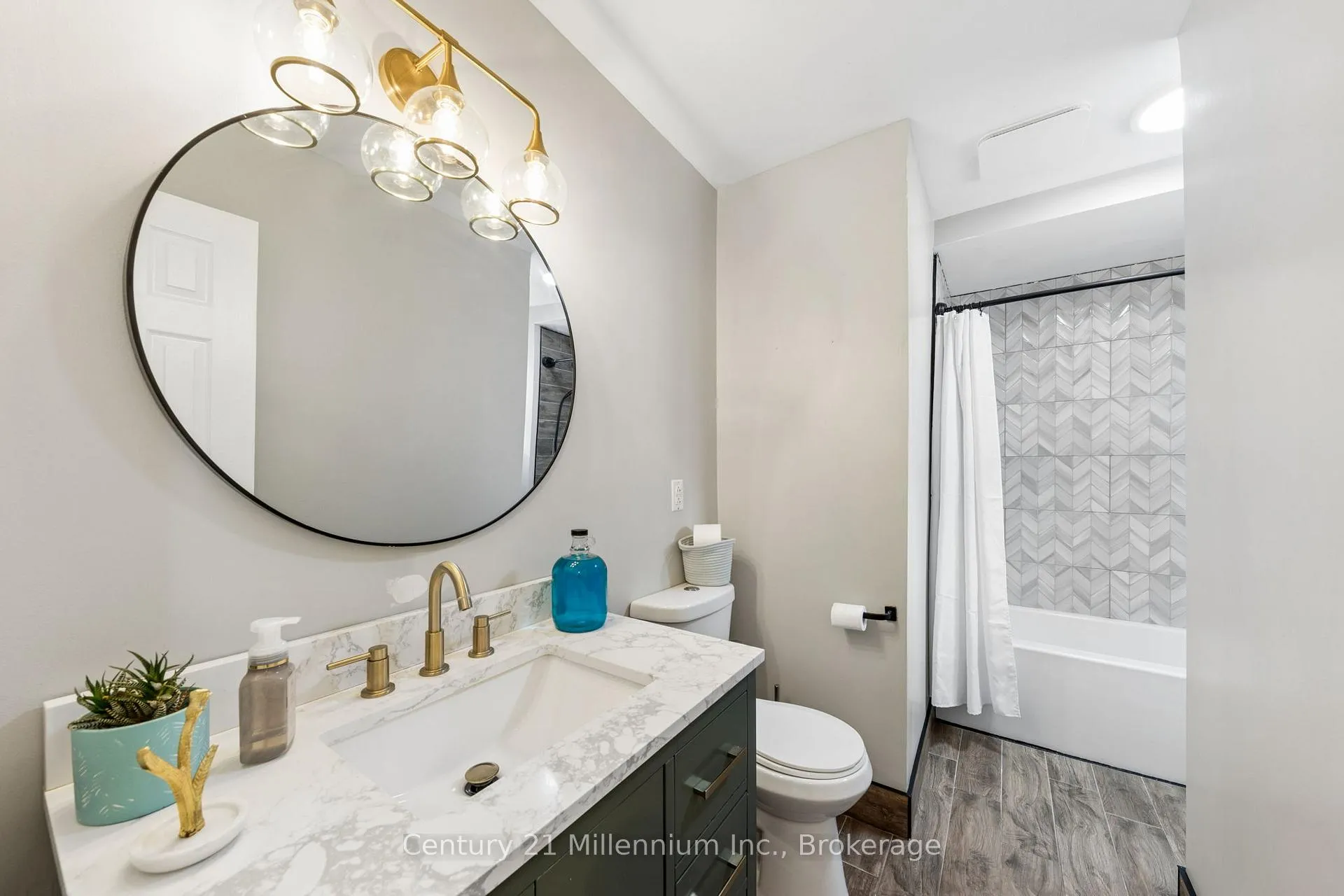 Photo 14 of 253 Valleyfield Crescent, Clearview, Stayner — HOMEH