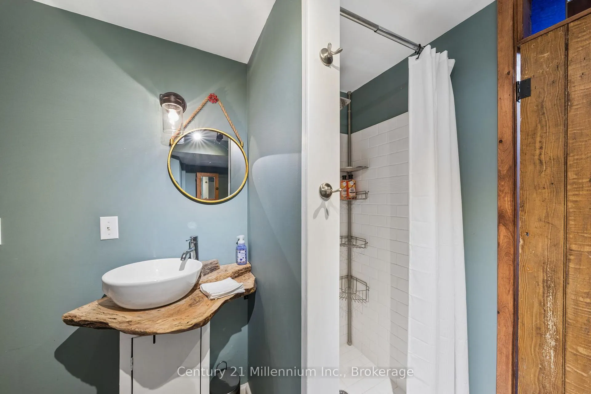 Photo 23 of 253 Valleyfield Crescent, Clearview, Stayner — HOMEH