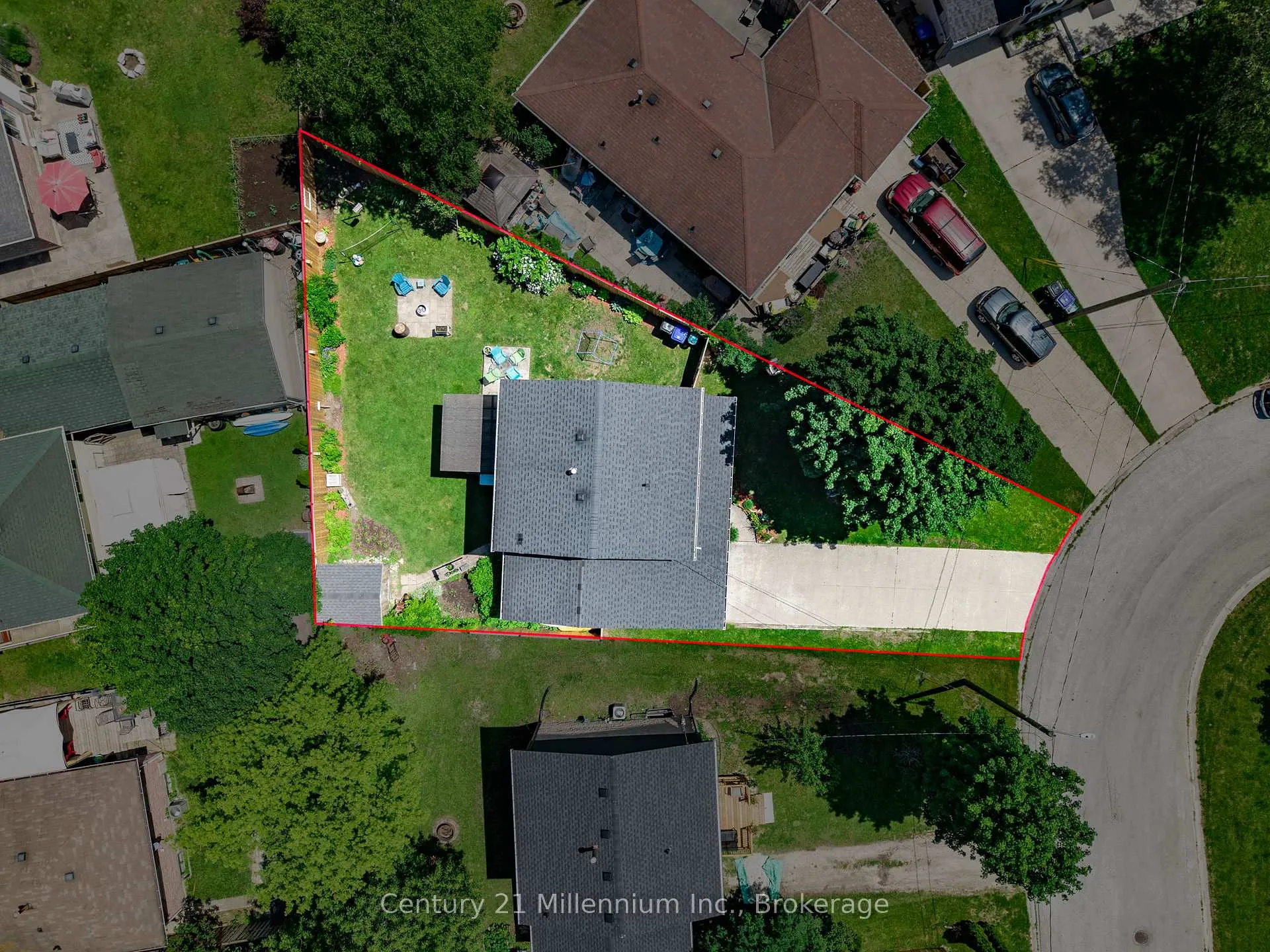 Photo 30 of 253 Valleyfield Crescent, Clearview, Stayner — HOMEH
