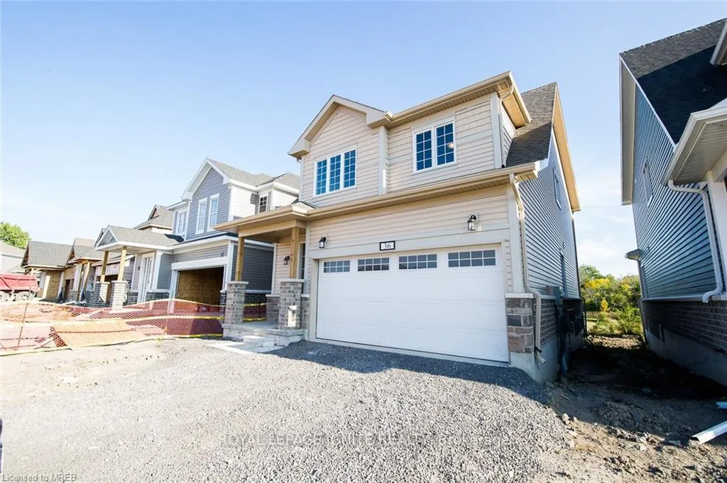 Photo 4 of 36 Oakmont Drive, Loyalist, Bath — HOMEH
